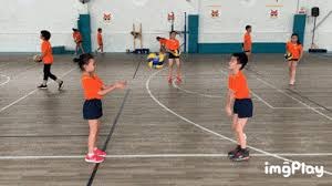 详解棒球规则中的“界外球判定”当球触及看台边缘摄影器材